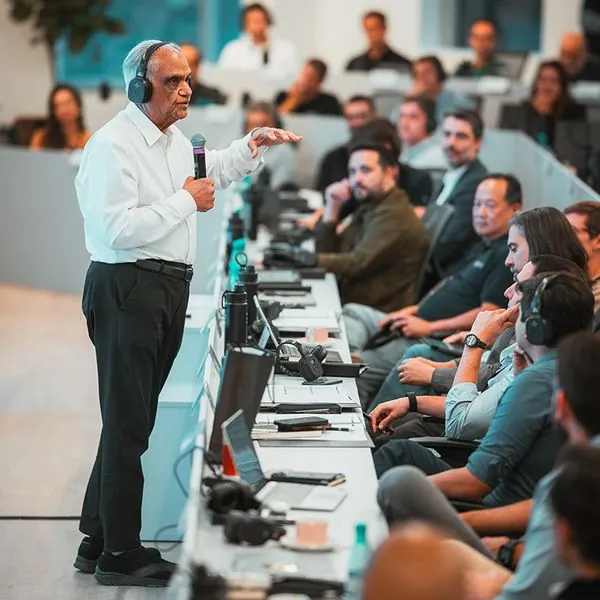 Imersão Base — aulas e networking entre alunos e embaixadores